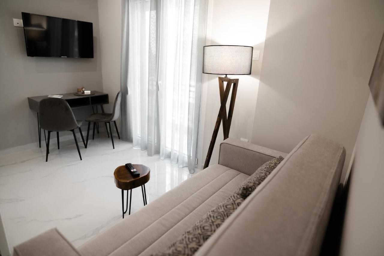 M10 Central Apartments Alexandroupolis Eksteriør bilde